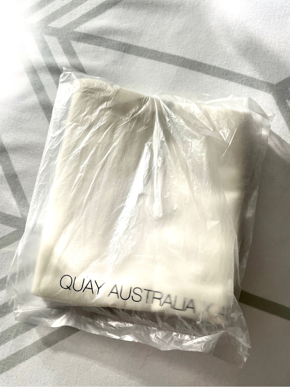 Quay Australia x Amanda Sunglass Pouch